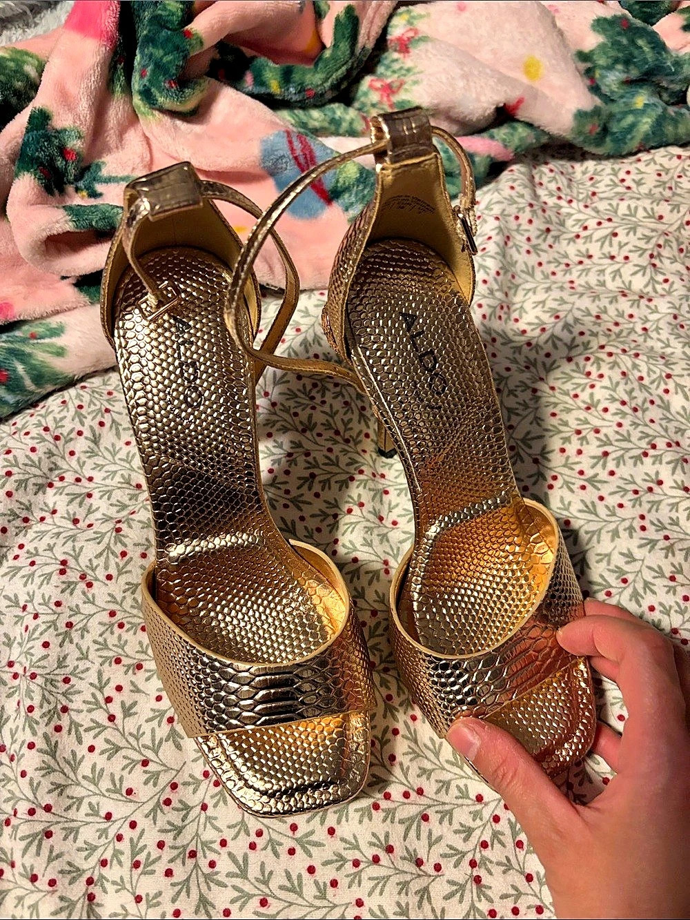ALDO Medeza Gold Platform Heels